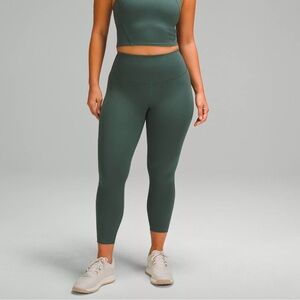 Lululemon Athletica Green Leggings wunder train contour fit 25 inch